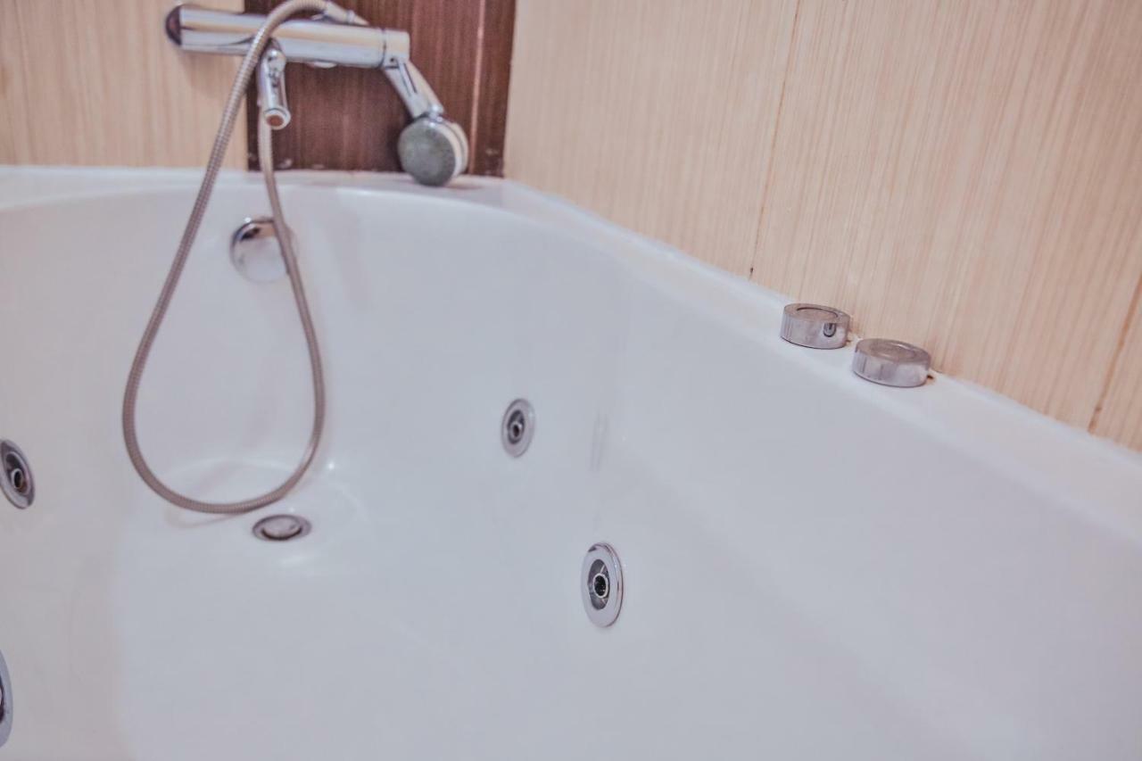 Dream Residence Romantic Bucharest Luaran gambar
