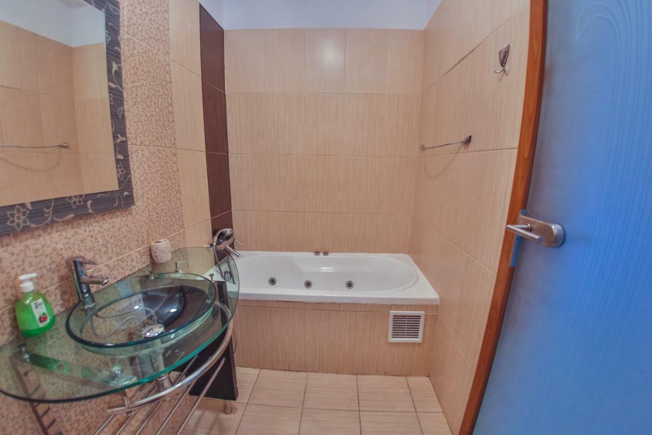 Dream Residence Romantic Bucharest Luaran gambar